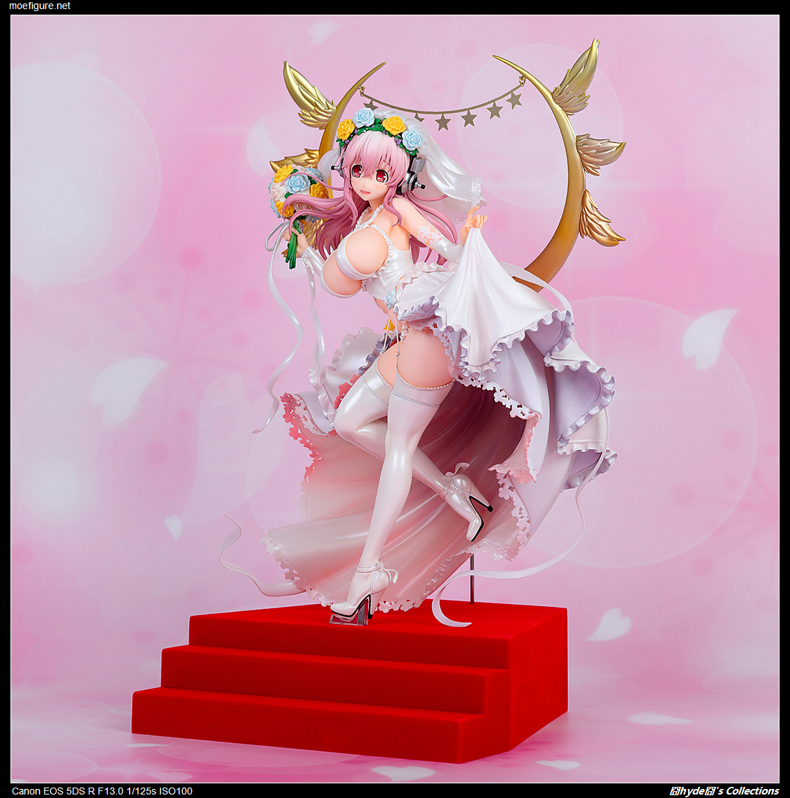 Super Sonico 10th Anniversary Wedding Figure
