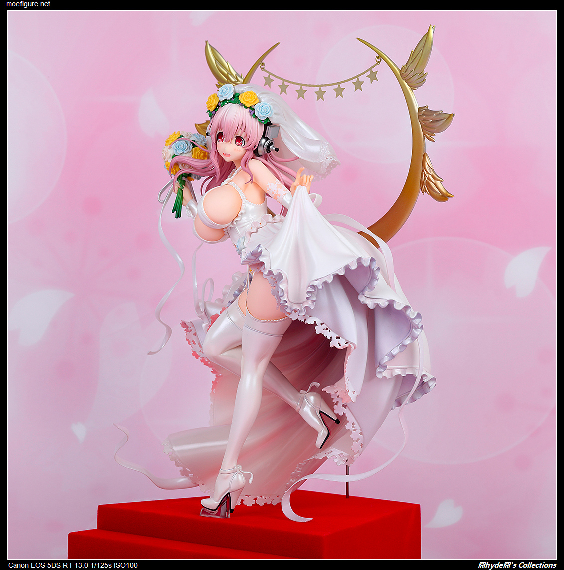 Super Sonico 10th Anniversary Wedding Figure